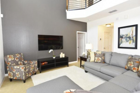 6br 55ba Villa In Providence